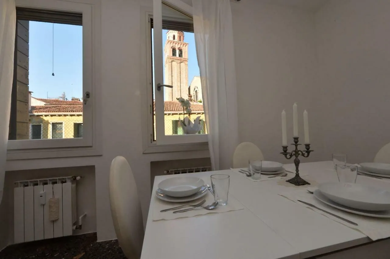 White Ca' Arsenale Daire Venedik